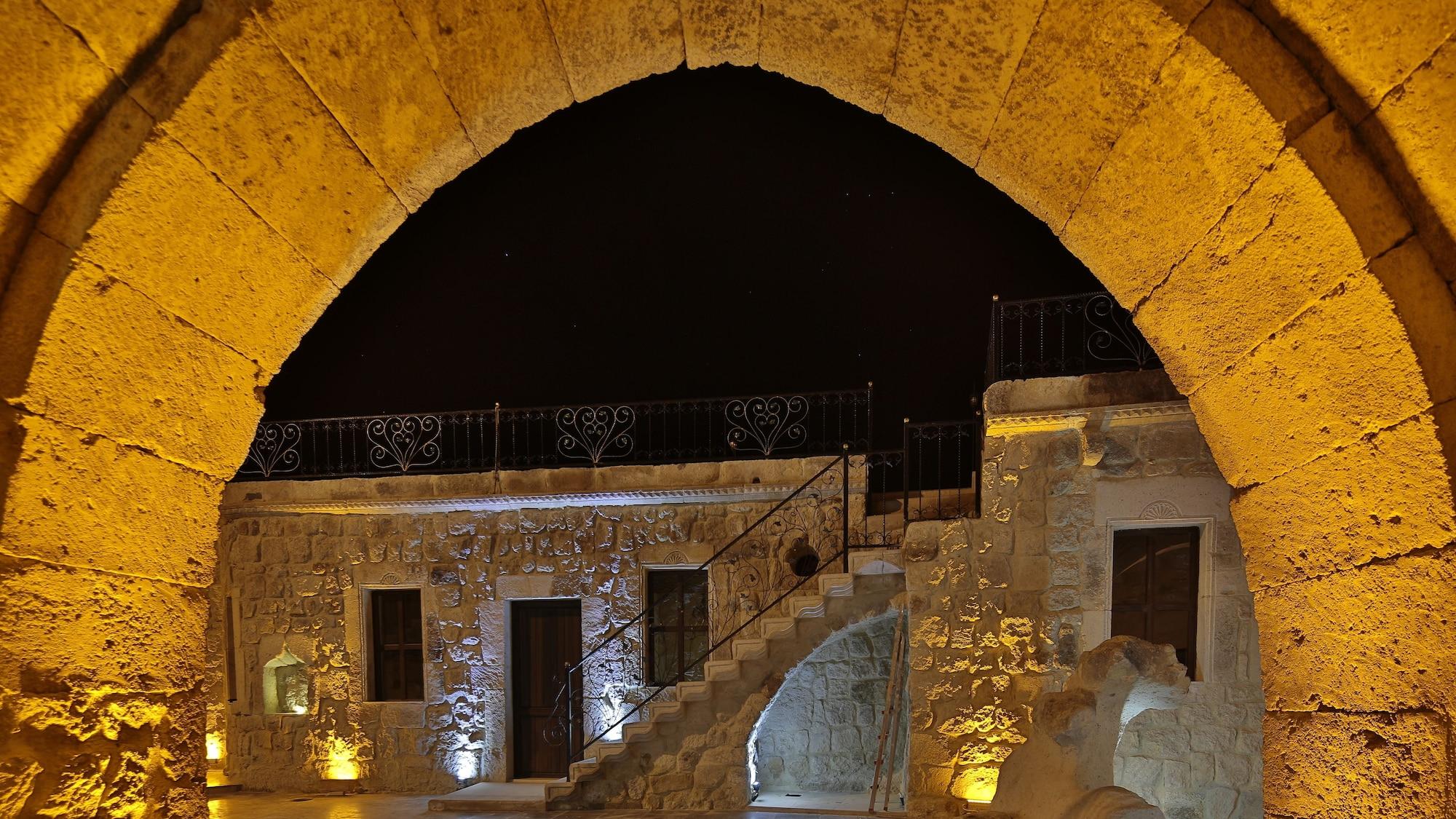 Golden Cave Suites Ürgüp Esterno foto